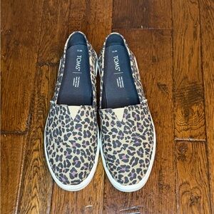 TOMS Cheetah Print Women's Flats